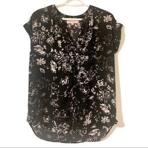 Philosophy Black and White Floral Blouse!